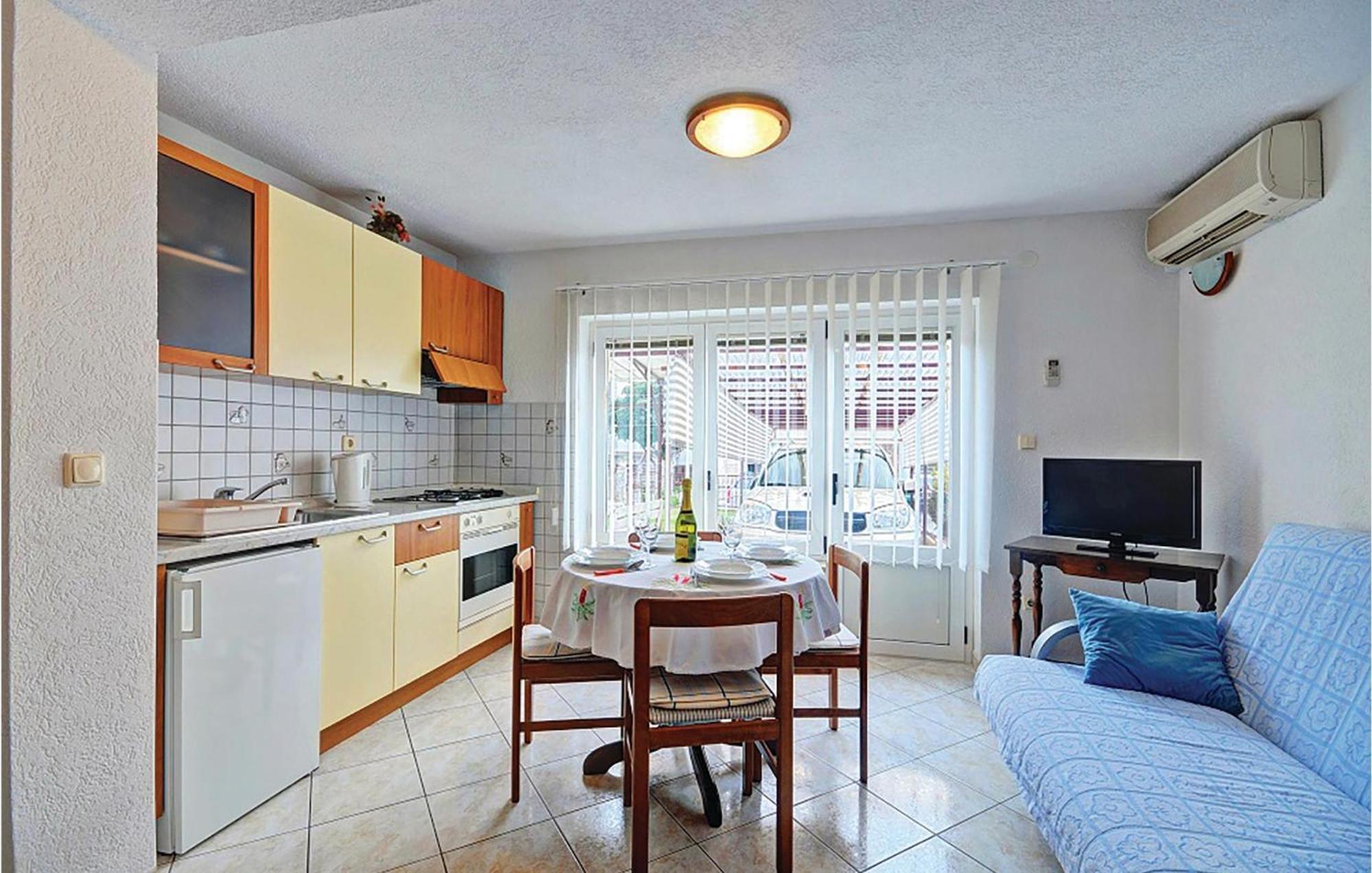 Apartmán Beautiful In With Kitchen *